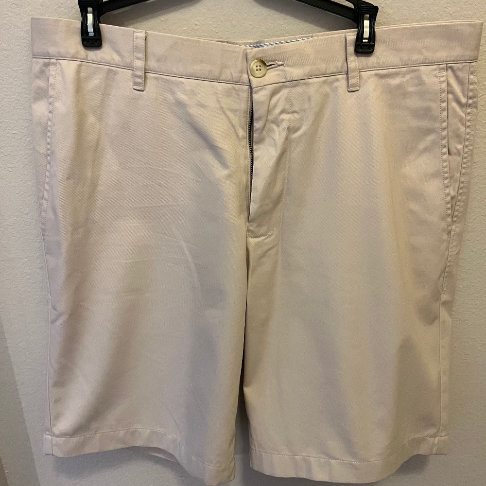Southern Tide Men's Khaki Shorts, 35